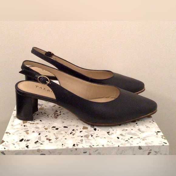 NEW w Box - TALBOTS Navy Leather Slingback Shoes - 7 B US - Picture 2 of 6